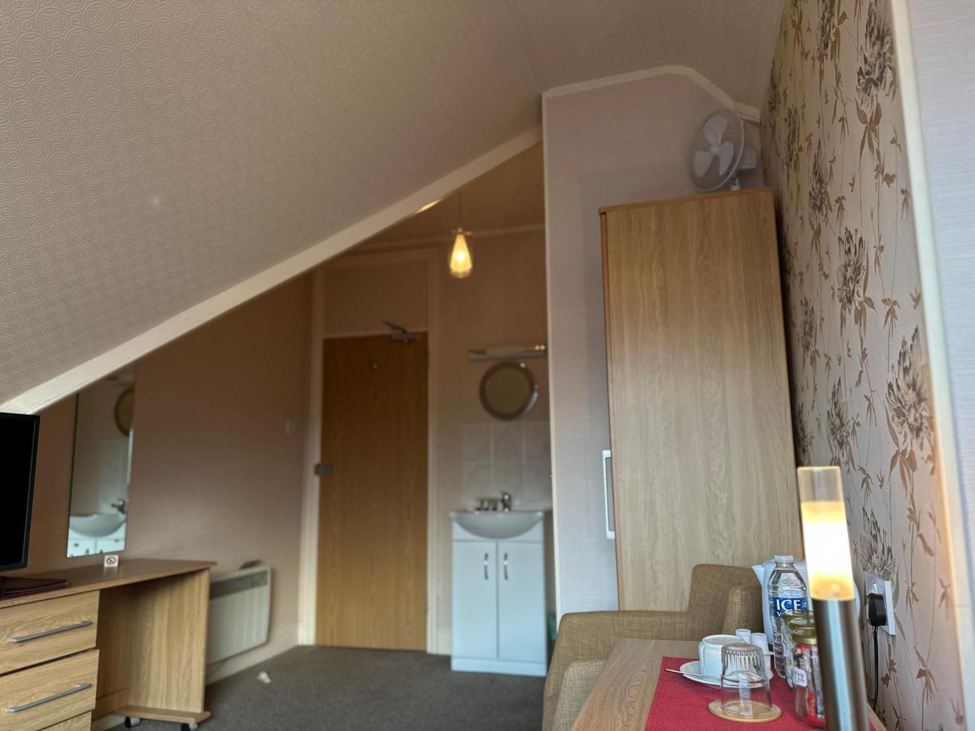 Devonia Express Hotell Eastbourne Rum bild
